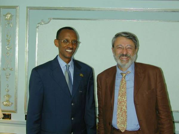 Paul Kagame after an interview con Massimo Alberizzi